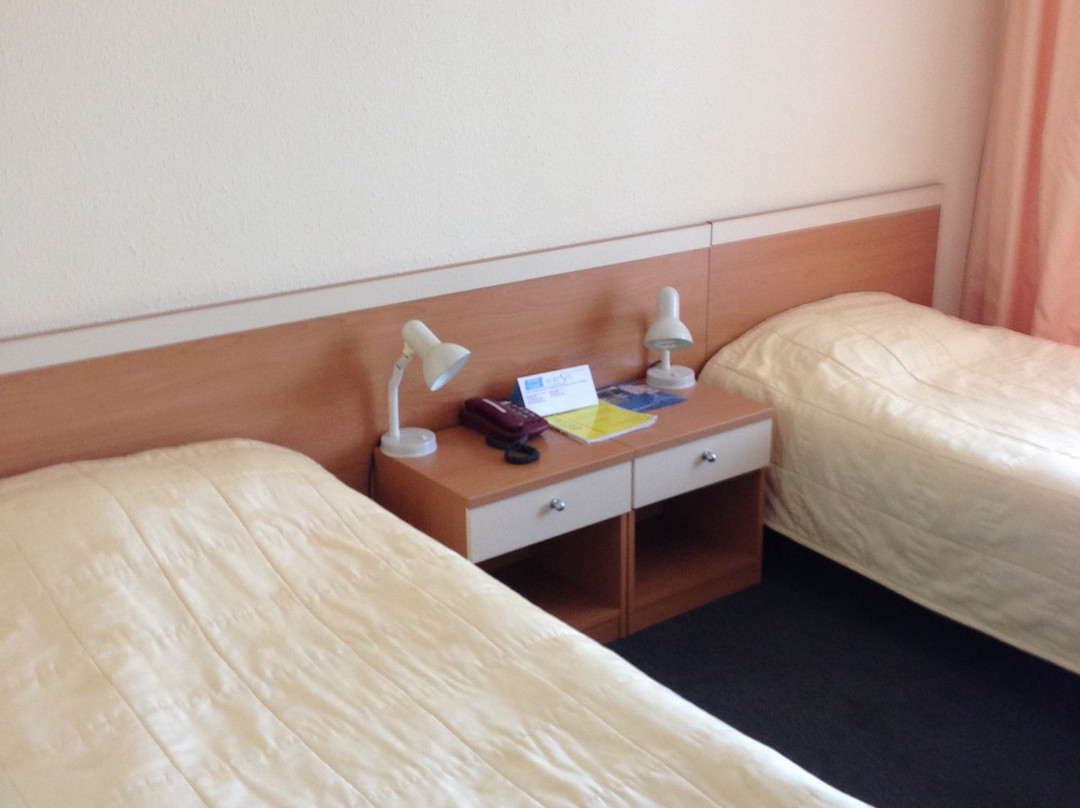 Airport Hotel主图
