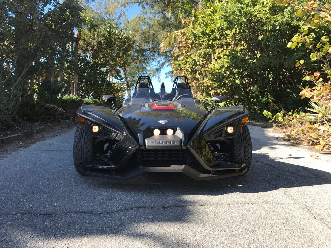 Saltwater Slingshot Rentals-布雷登顿必去景点