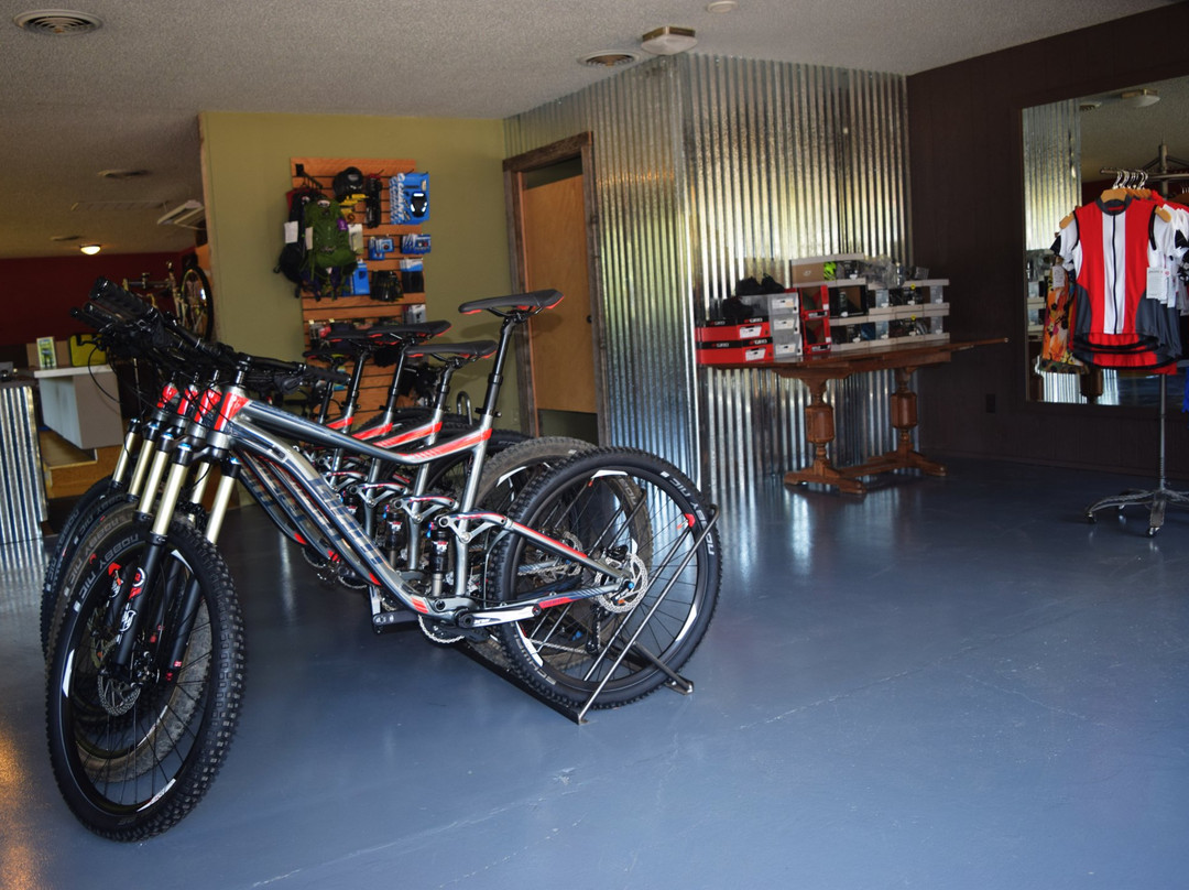 Horse Creek Lodge & Outfitters Lodge-McKenzie Bridge必去景点