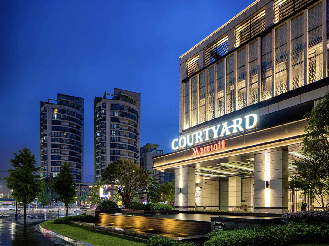 新昌万怡酒店主图