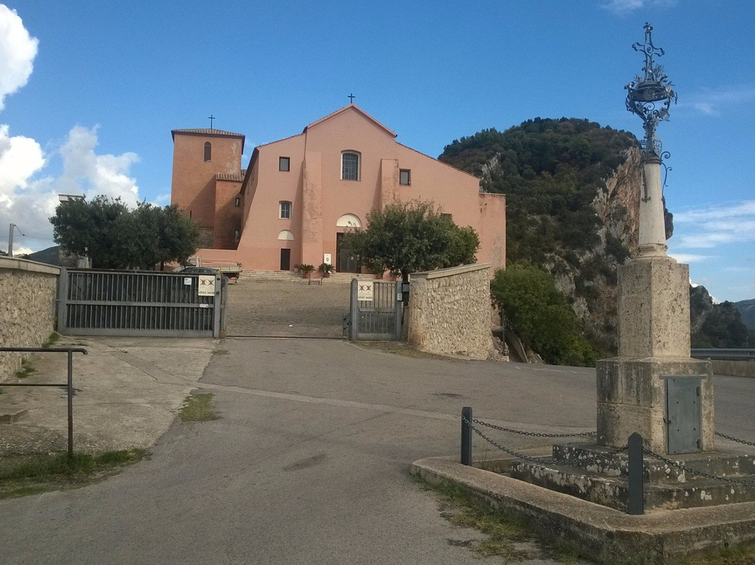 Santuario della "Madonna del Granato"景点图片