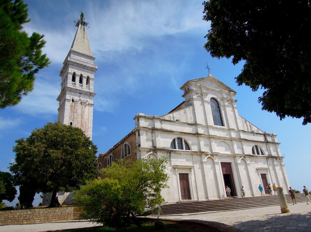 圣尤菲米亚大教堂景点图片