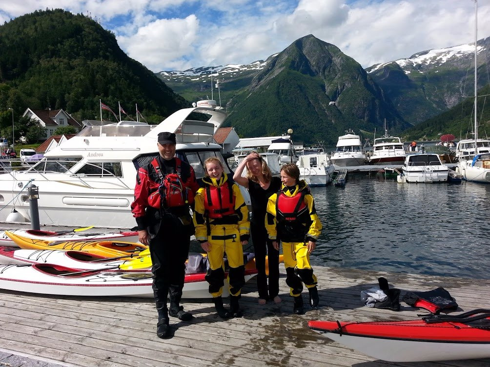 Gone Paddling-Balestrand必去景点