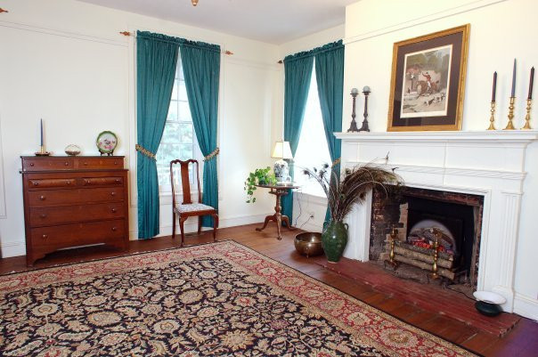 Maysville Manor Bed & Breakfast主图