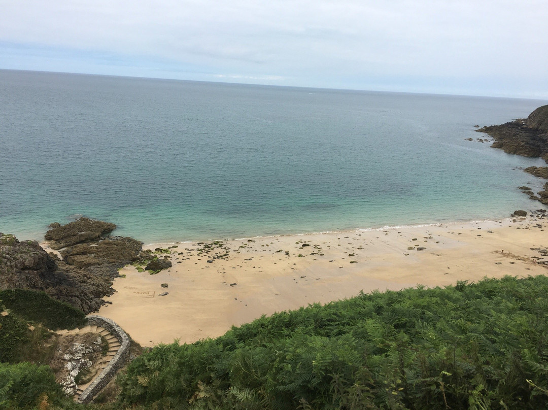 Plage de la Pissotte景点图片