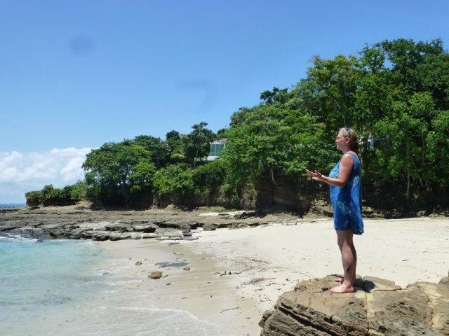 Whale and Dolphin Wisdom Retreats-Contadora Island必去景点