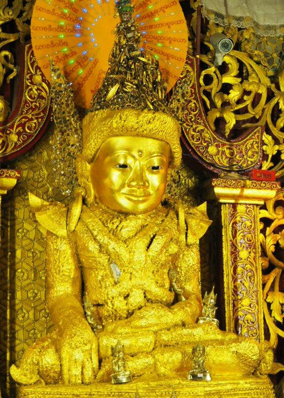 Mahamuni Buddha Temple-Mrauk U必去景点