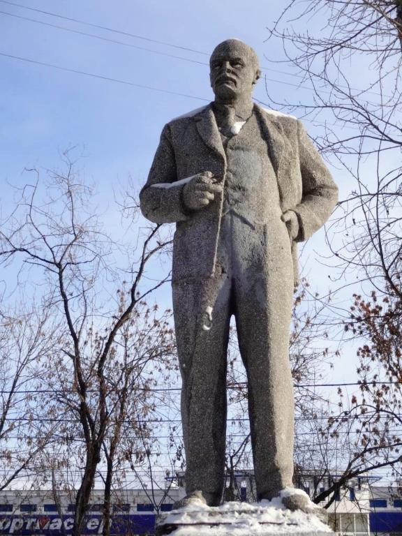 V.I. Monument-叶卡捷琳堡必去景点