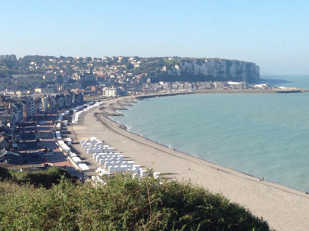 Plage de Mers les Bains-梅尔莱班必去景点