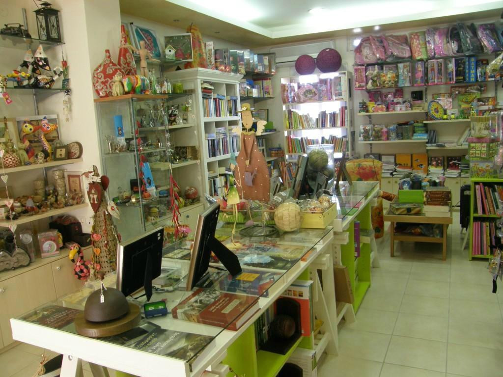 Trilogy Bookshop-Elounda必去景点