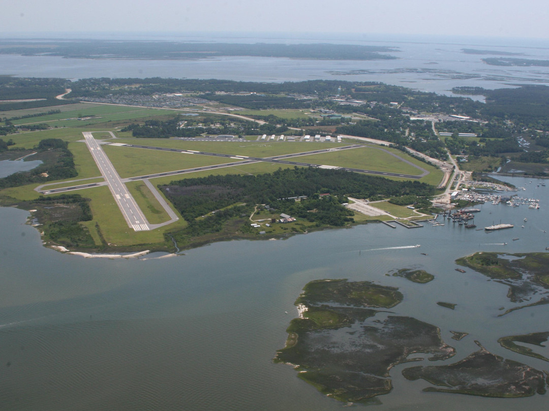 Crystal Coast Aviation at MRH景点图片