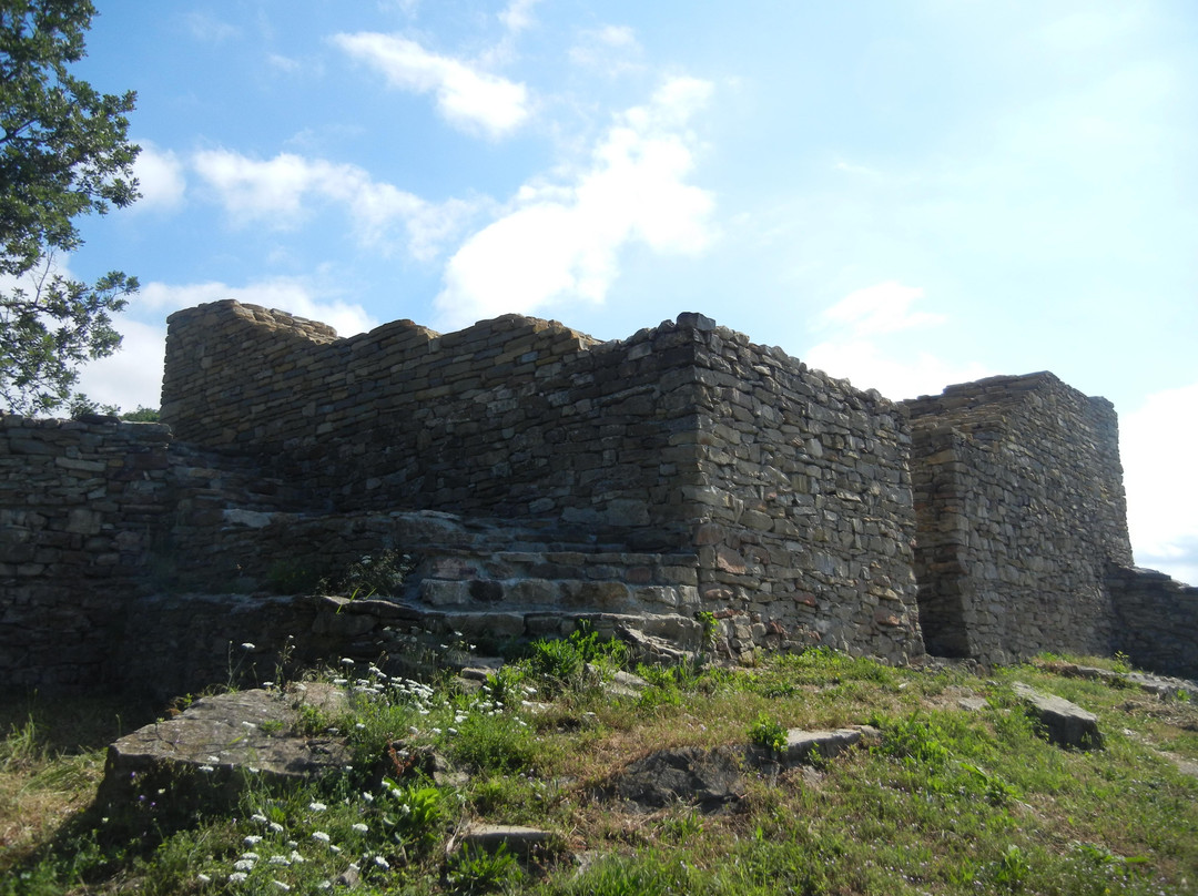 Hotalich Fortress-Sevlievo必去景点