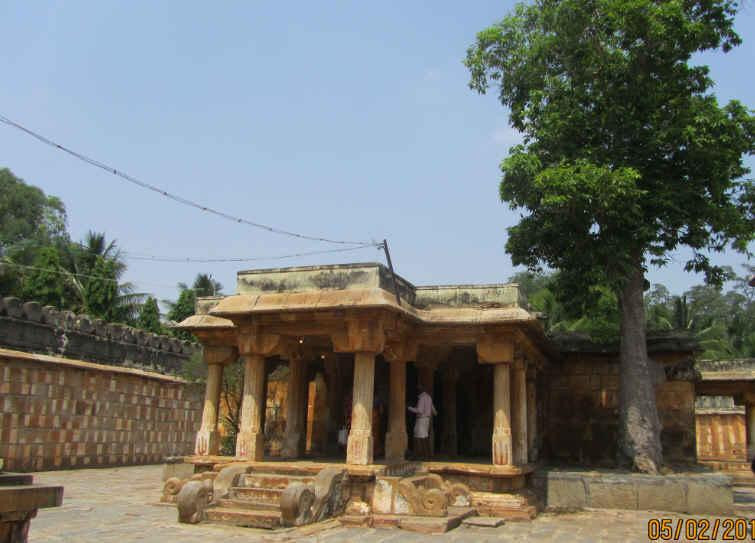 Sri Nambinarayana Temple景点图片