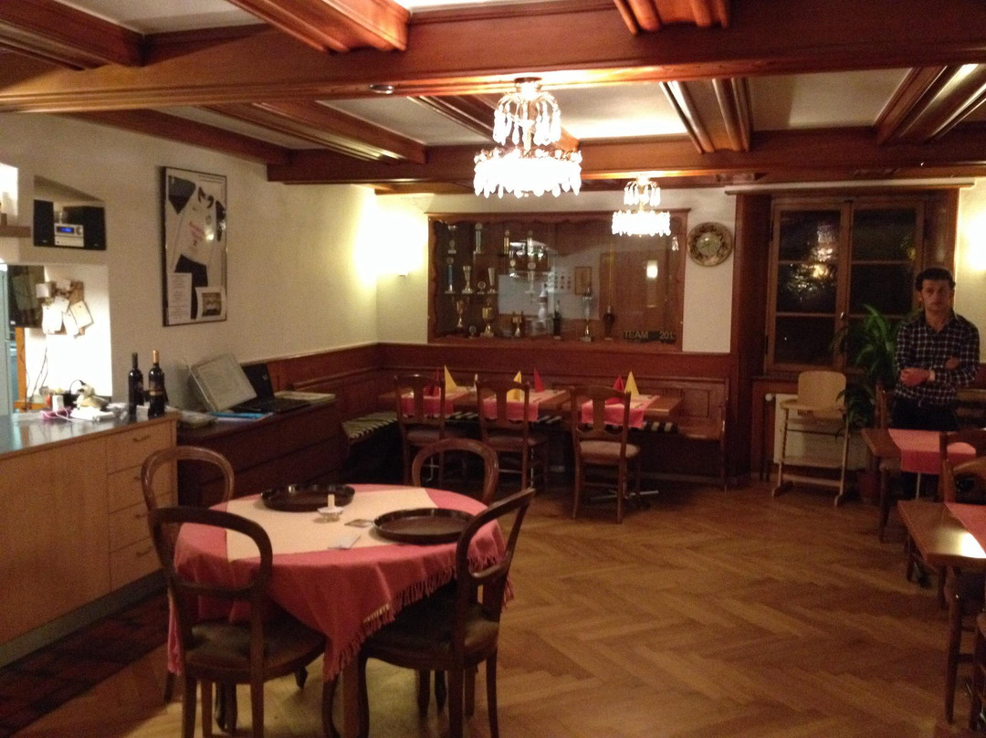 Muenchenstein餐馆和美食-Restaurant Gasthof zum Münch