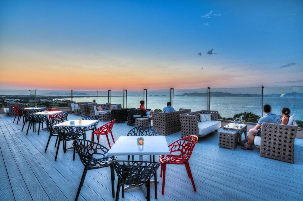 SKY BAR Red Loft-Kos Town必去景点