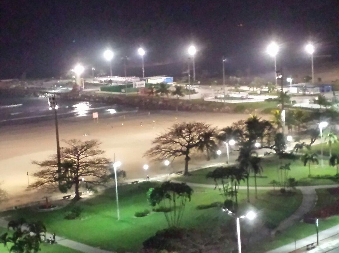 Orla e Jardins da Praia de Santos-桑托斯必去景点