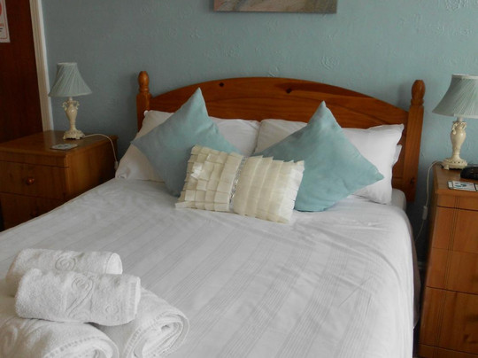 Denewood Hotel主图