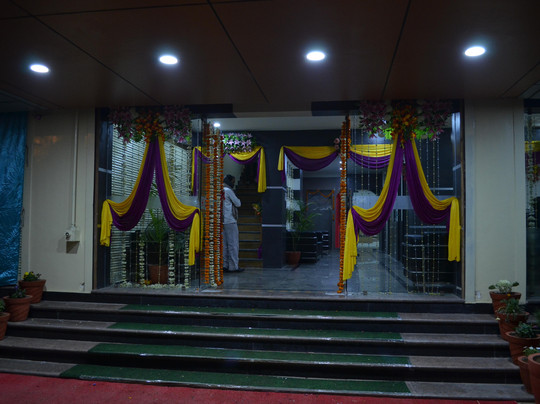 Jorasi酒店住宿-Capital O 2906 Hotel Radiance