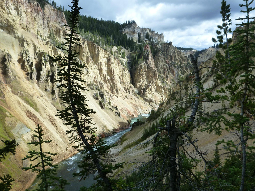 汤姆叔叔的徒步道-黄石国家公园必去景点