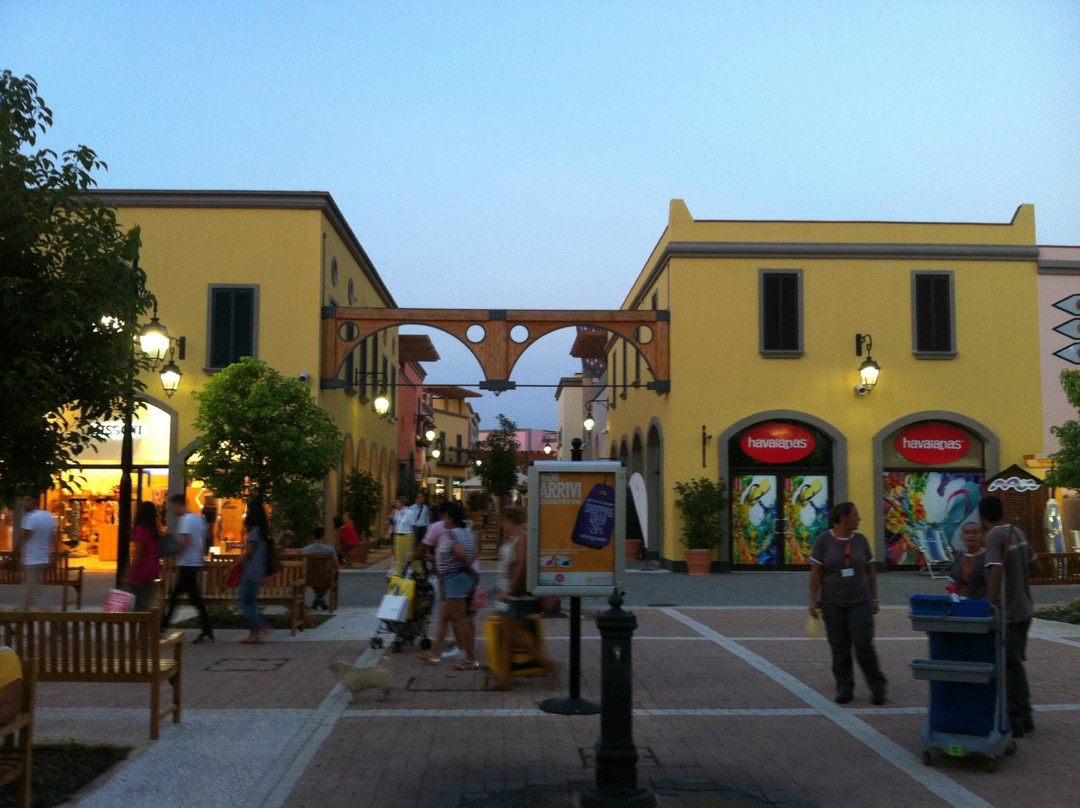 Cilento Outlet Village景点图片