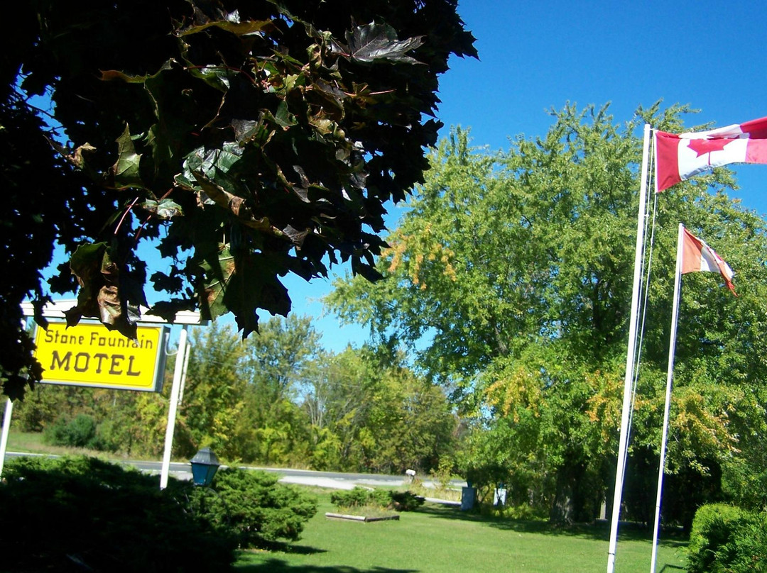 Stone Fountain Motel主图