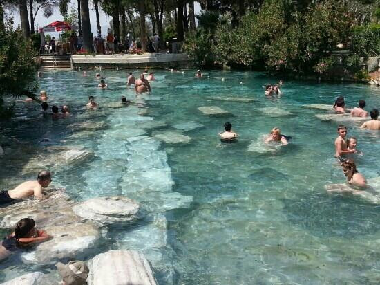 Cleopatra Pools-巴穆卡丽必去景点