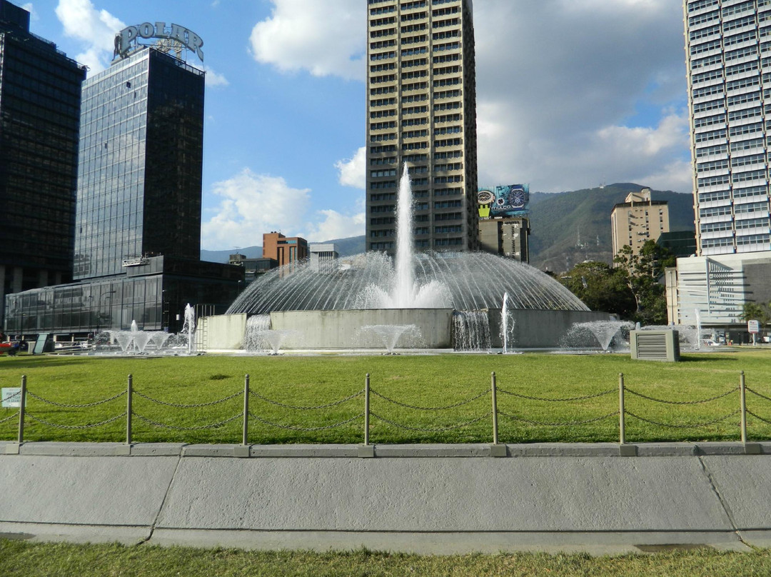 Plaza Venezuela景点图片