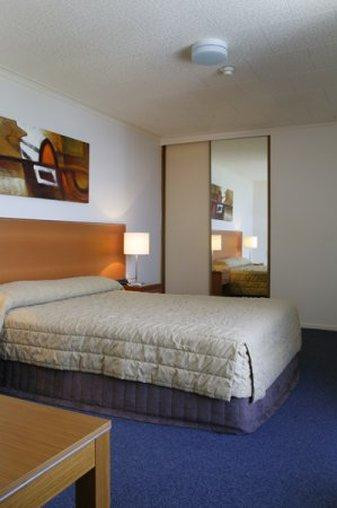 格莱斯顿新城酒店及公寓主图