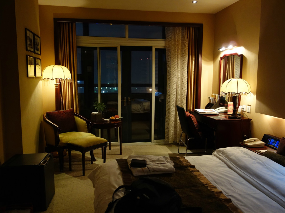 新华大酒店主图