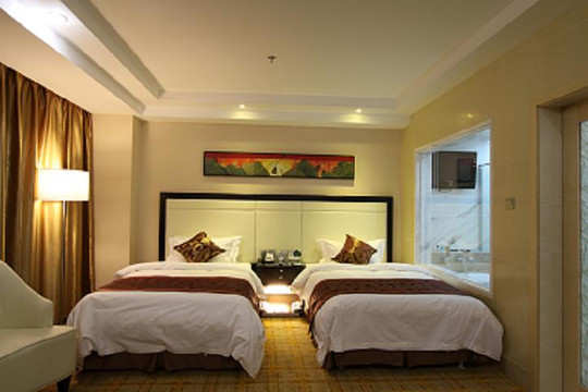 君悦龙豪大酒店主图