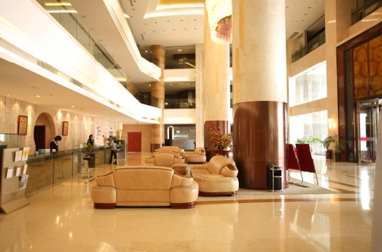 鸿福大酒店主图