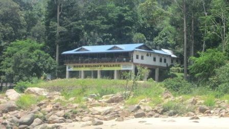 Nusa Holiday Villa