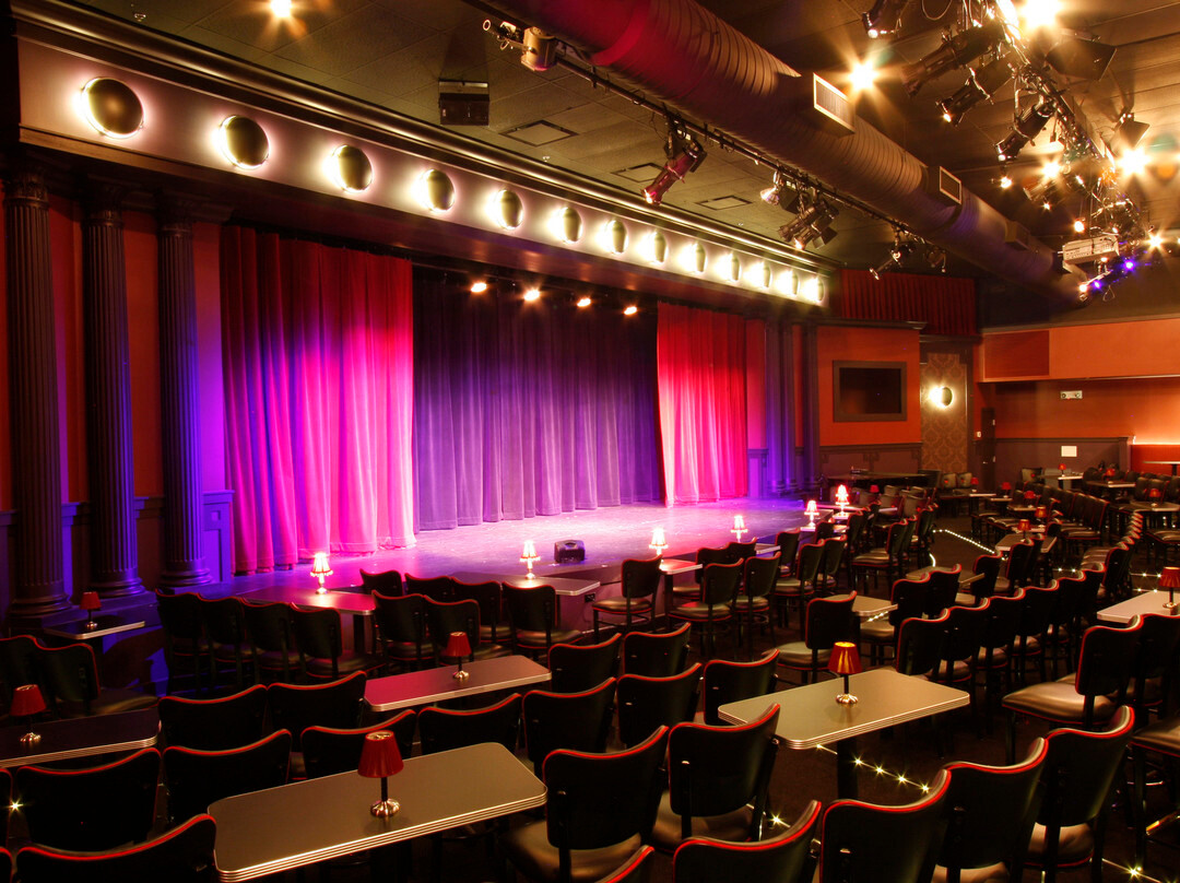 UP Comedy Club-芝加哥必去景点