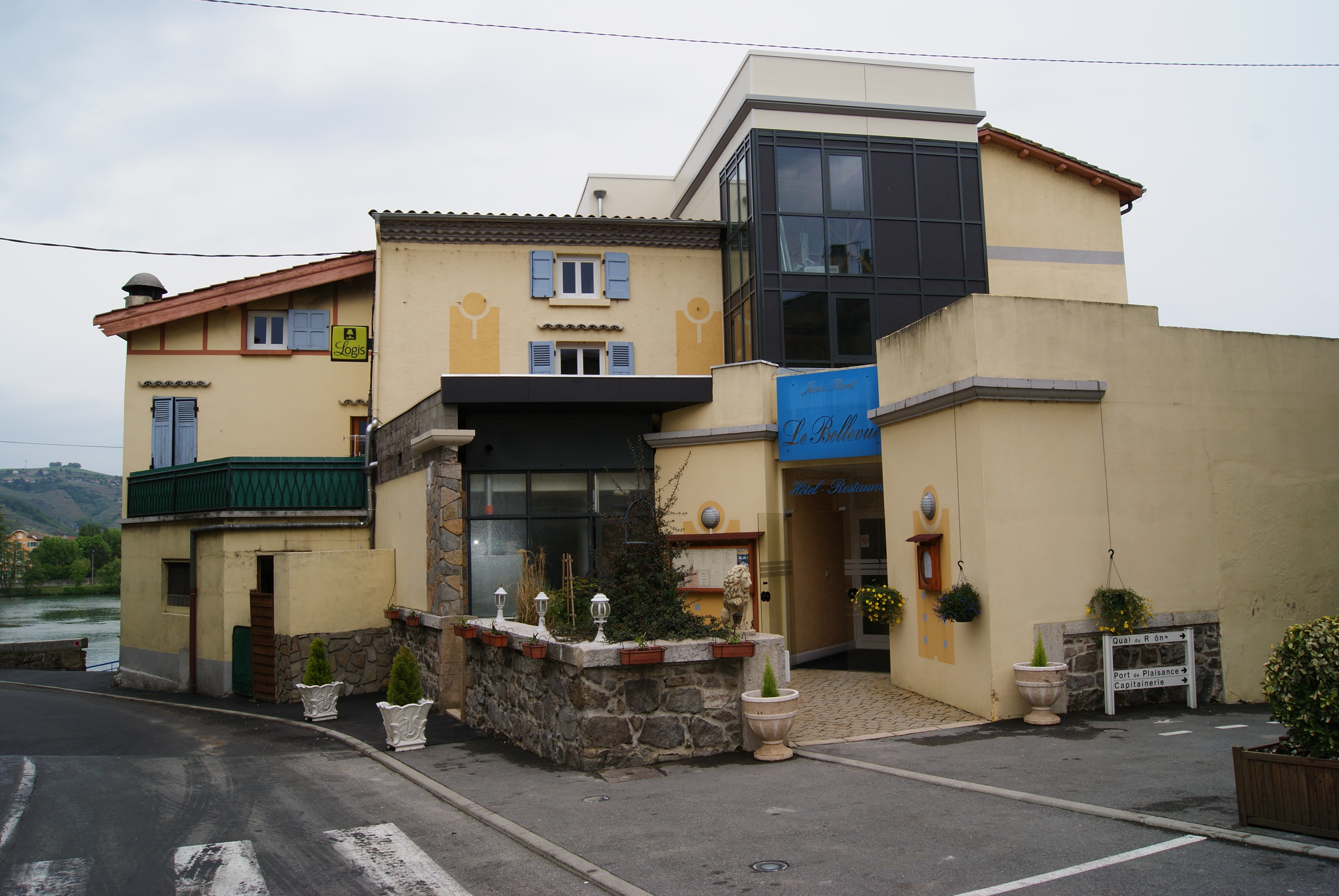 Hotel Restaurant Le Bellevue-官方
