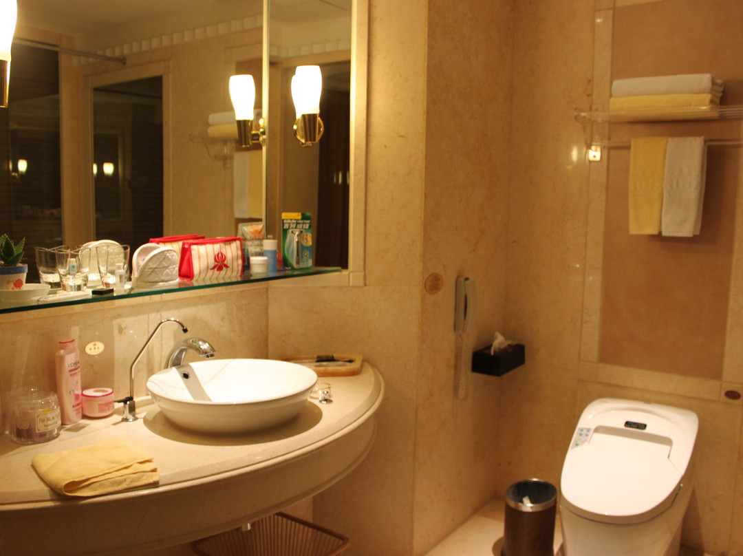 无锡白金汉爵大酒店主图