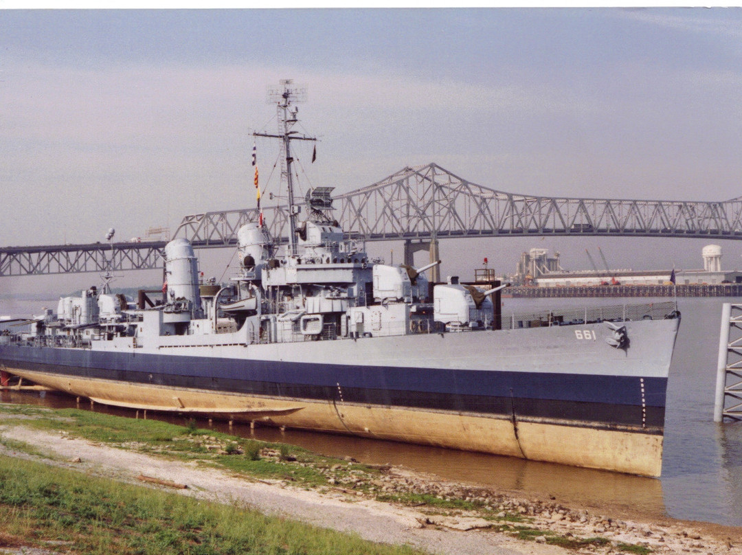 USS Kidd-巴吞鲁日必去景点