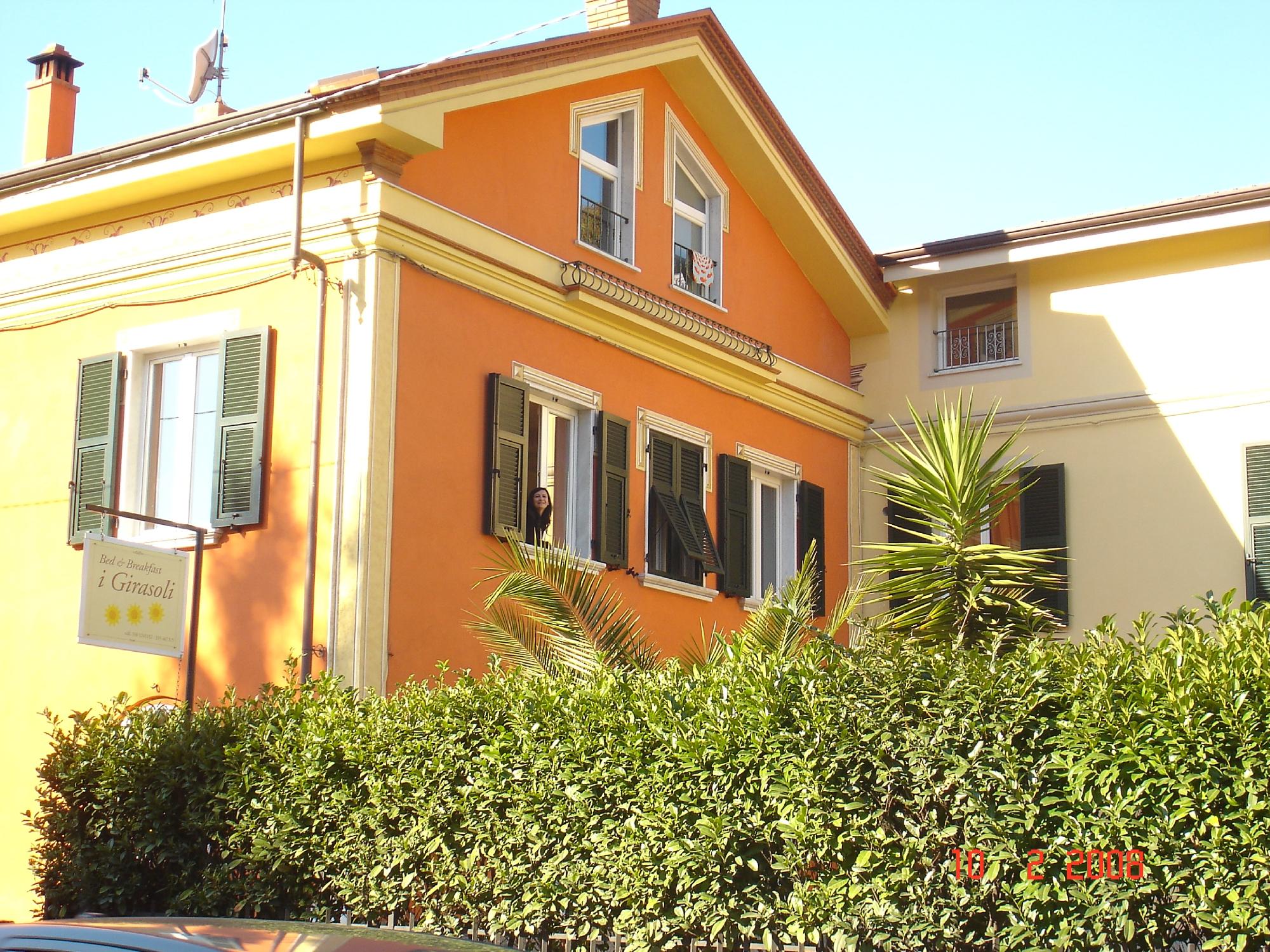 B & B  I Girasoli-官方
