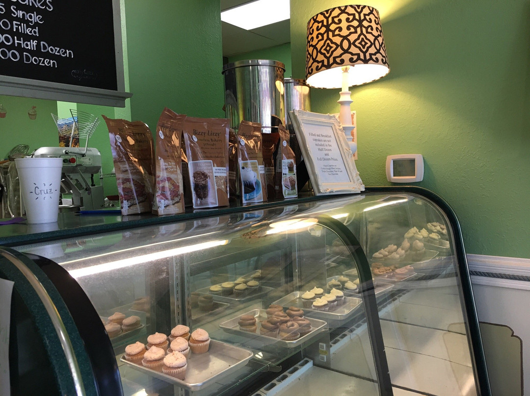 Holabird餐馆和美食-Pure Bliss Cupcake Co