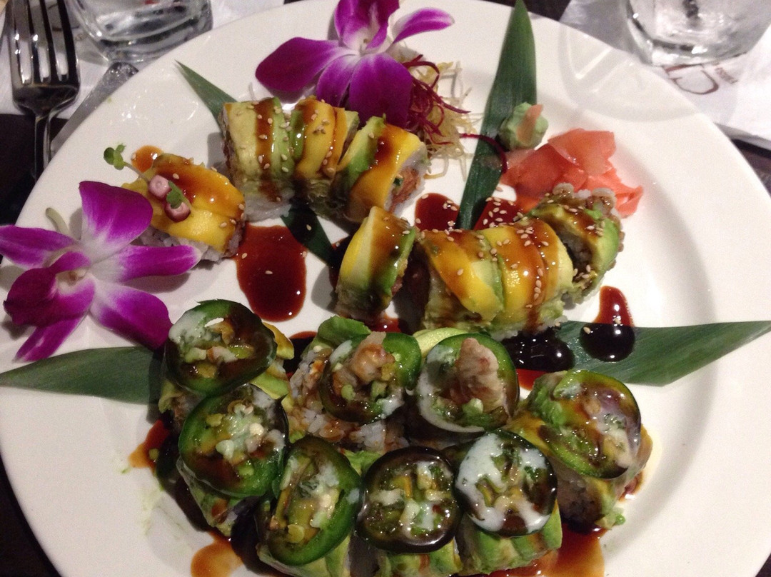 苏城餐馆和美食-Crave American Kitchen & Sushi Bar