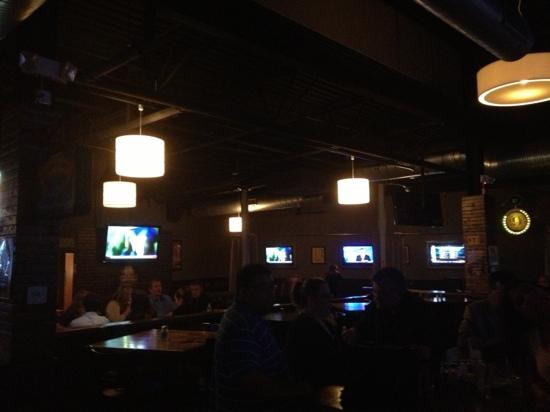 Lemont餐馆和美食-Three Corners Grill and Tap