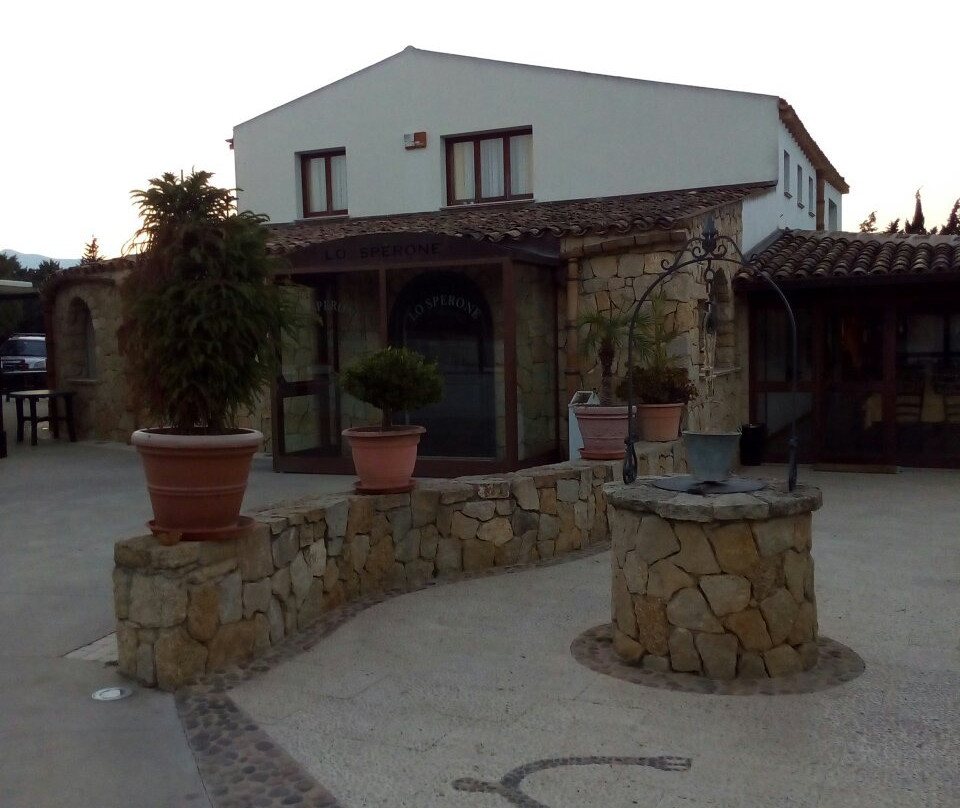 Camere Lo Sperone