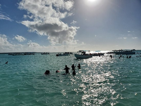 Catalina Snorkeling by Saona Dreams-拉罗马纳必去景点