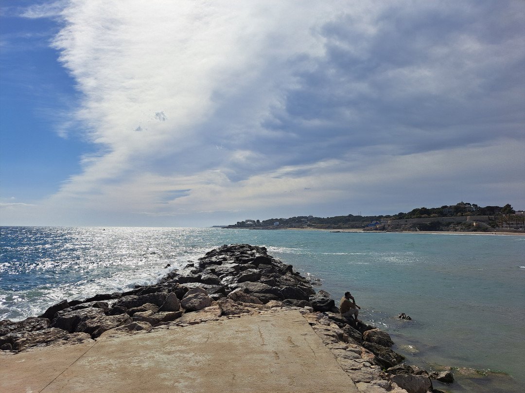 Pasífae-比利亚努埃瓦－赫尔特鲁必去景点