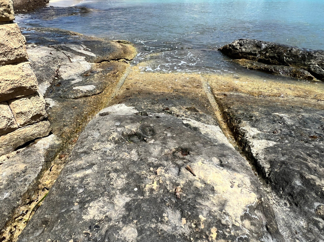 End of Cold War Memorial-Birzebbuga必去景点