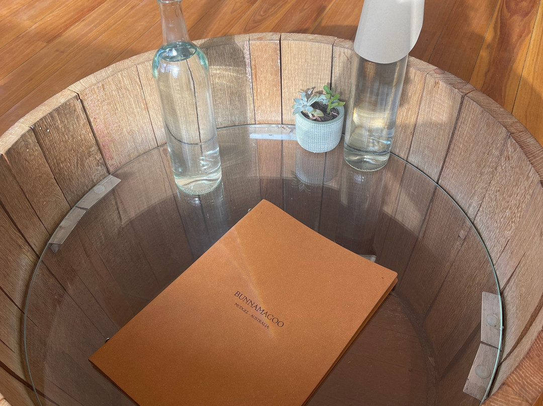 Through The Grapevine Wine Tours and Tastings Mudgee-马奇必去景点