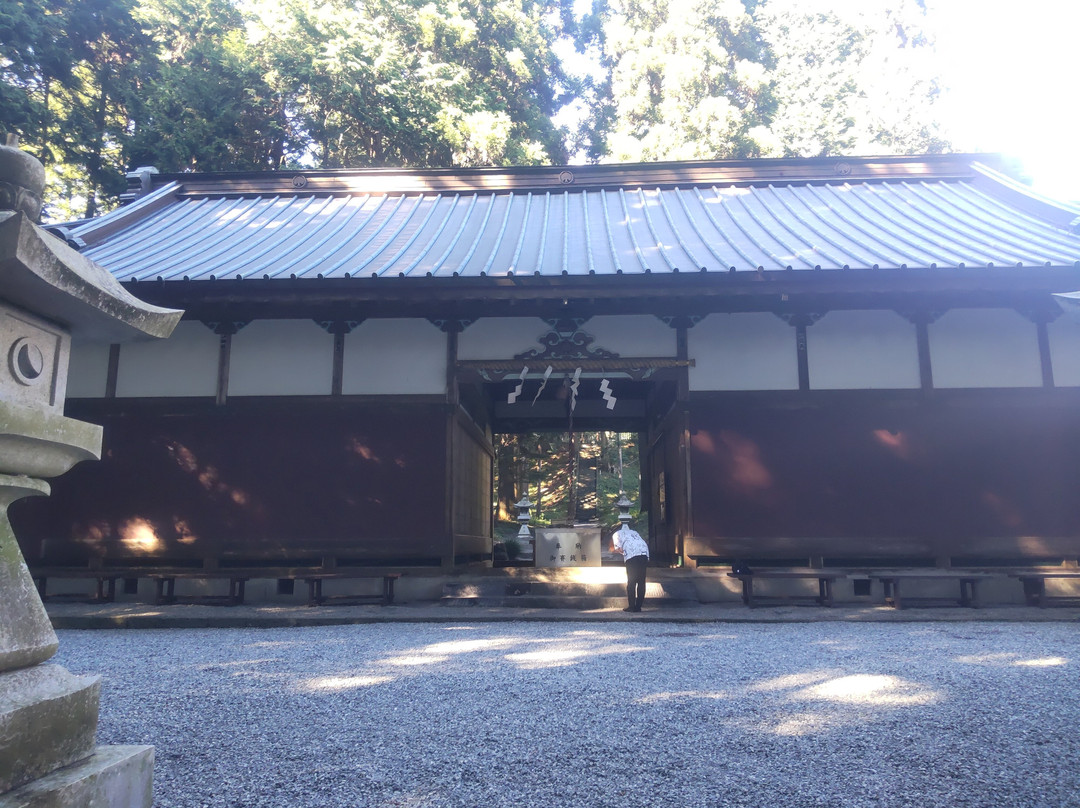 Yamamiyasengen Shrine景点图片