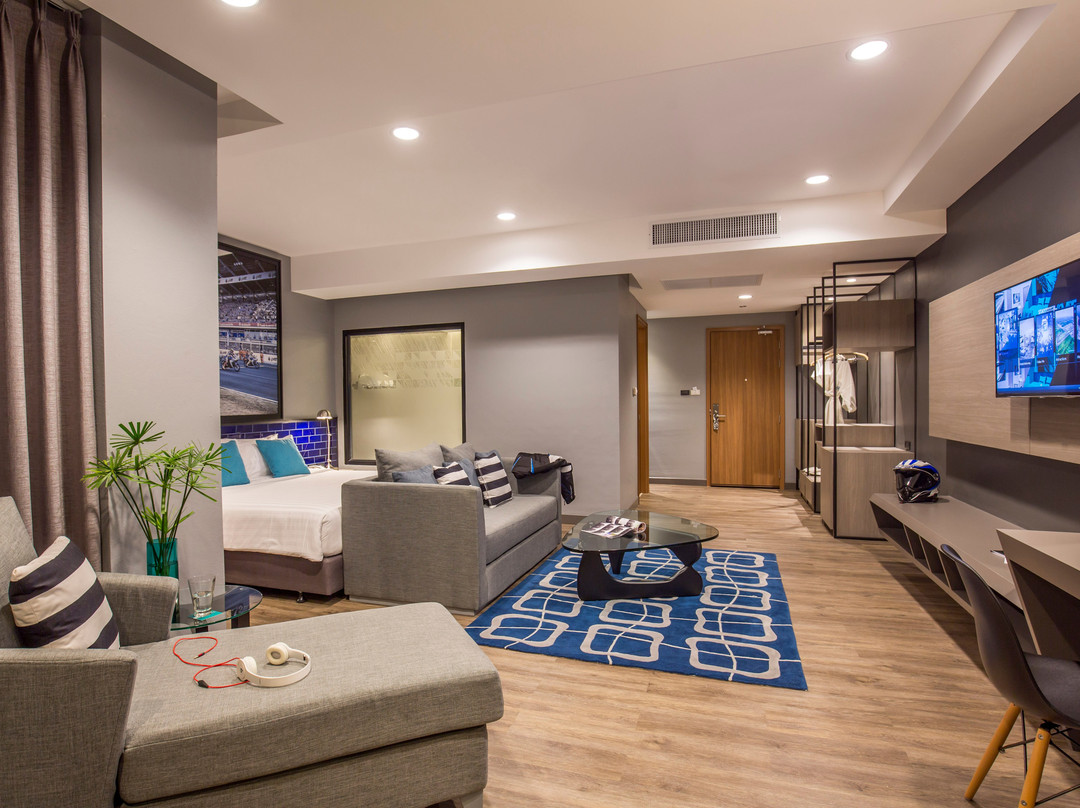The Crystal Hotel Buriram主图