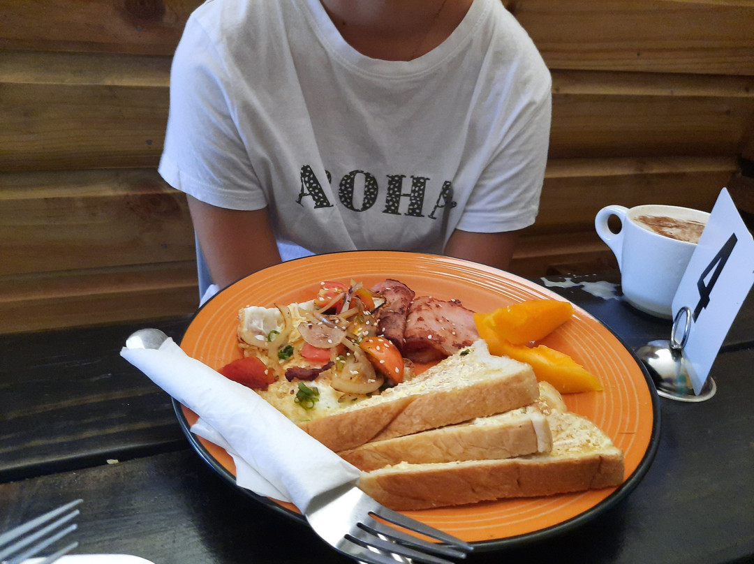 Adrias Cafe