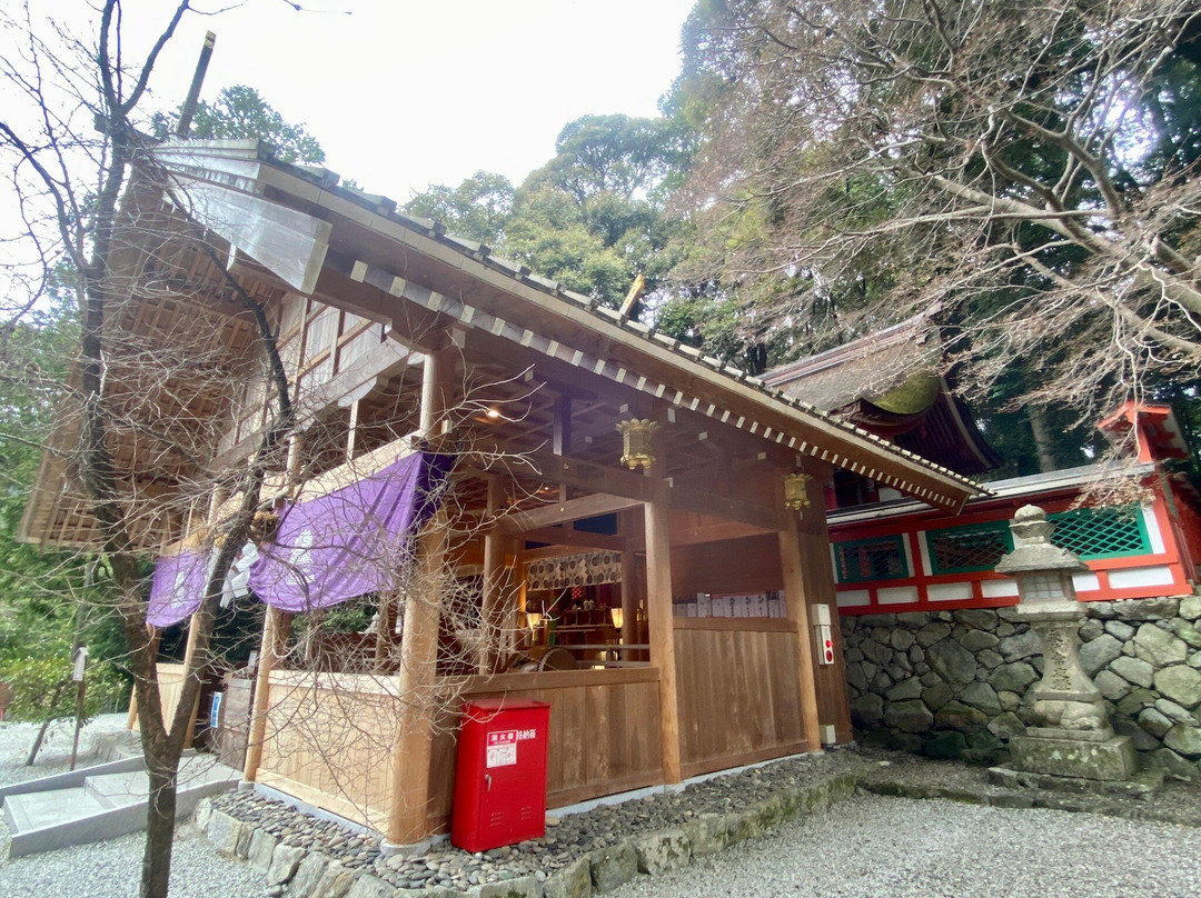 Takakamo Shrine景点图片