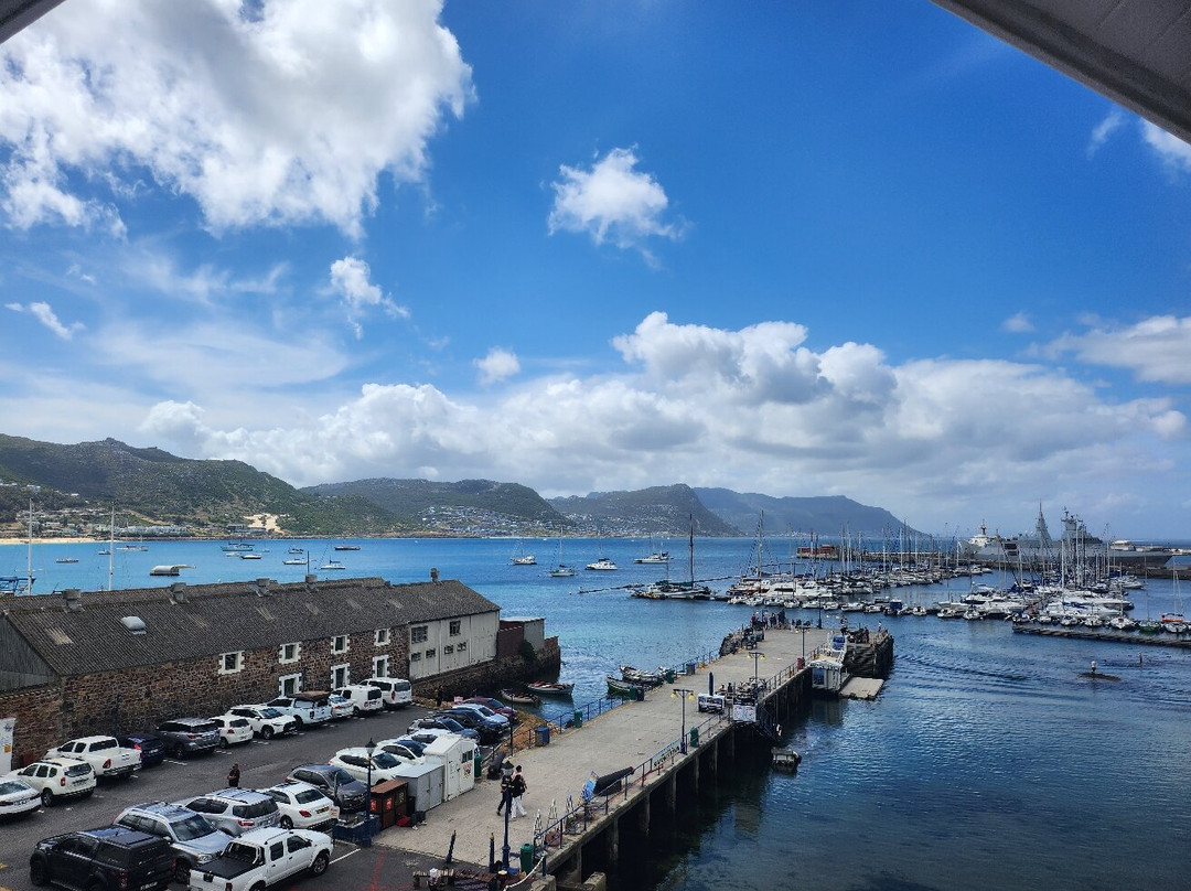 Simonstown Quayside Hotel主图